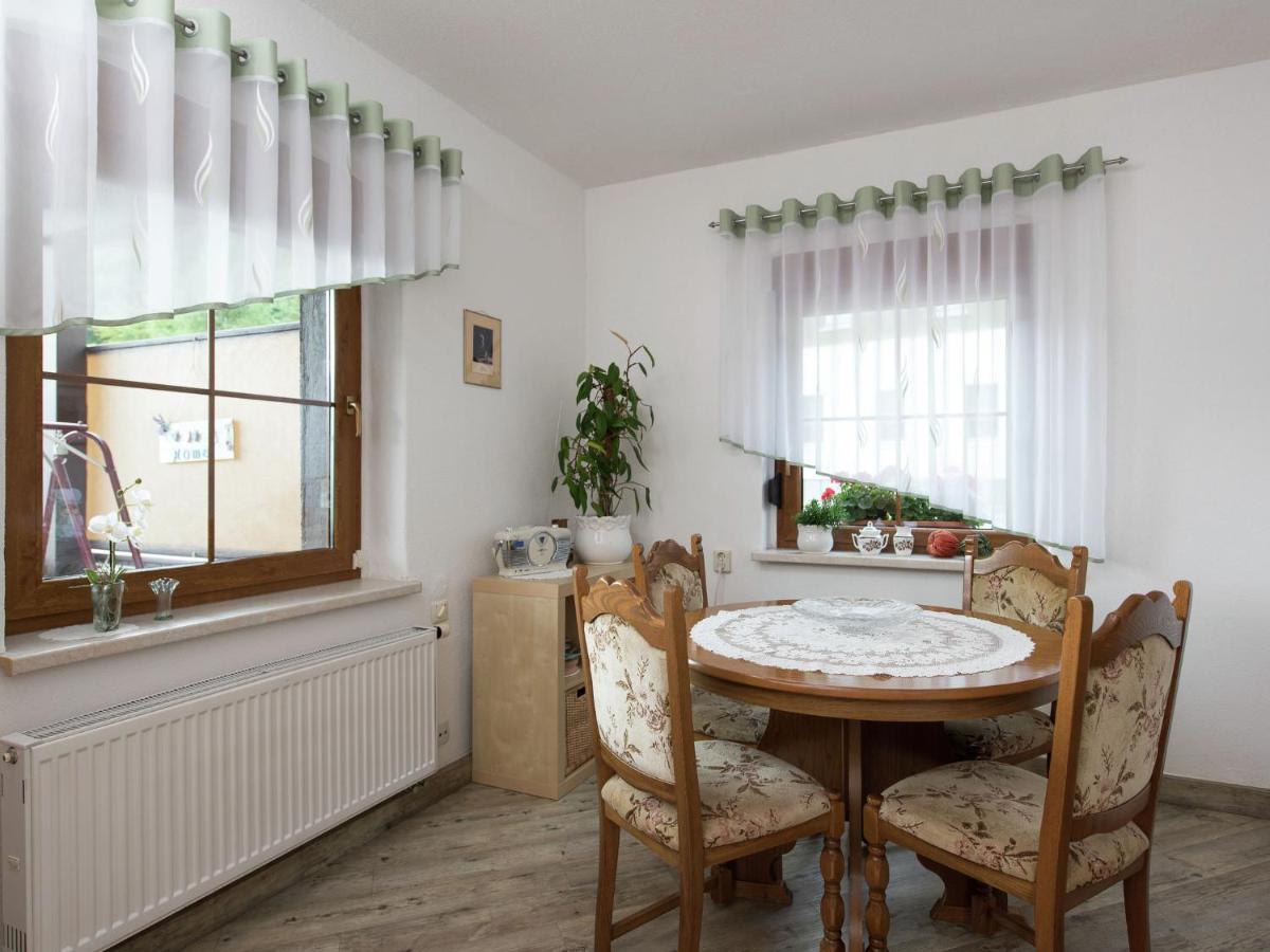ברייטנברון Cozy Apartment In Ore Mountains With Balcony מראה חיצוני תמונה