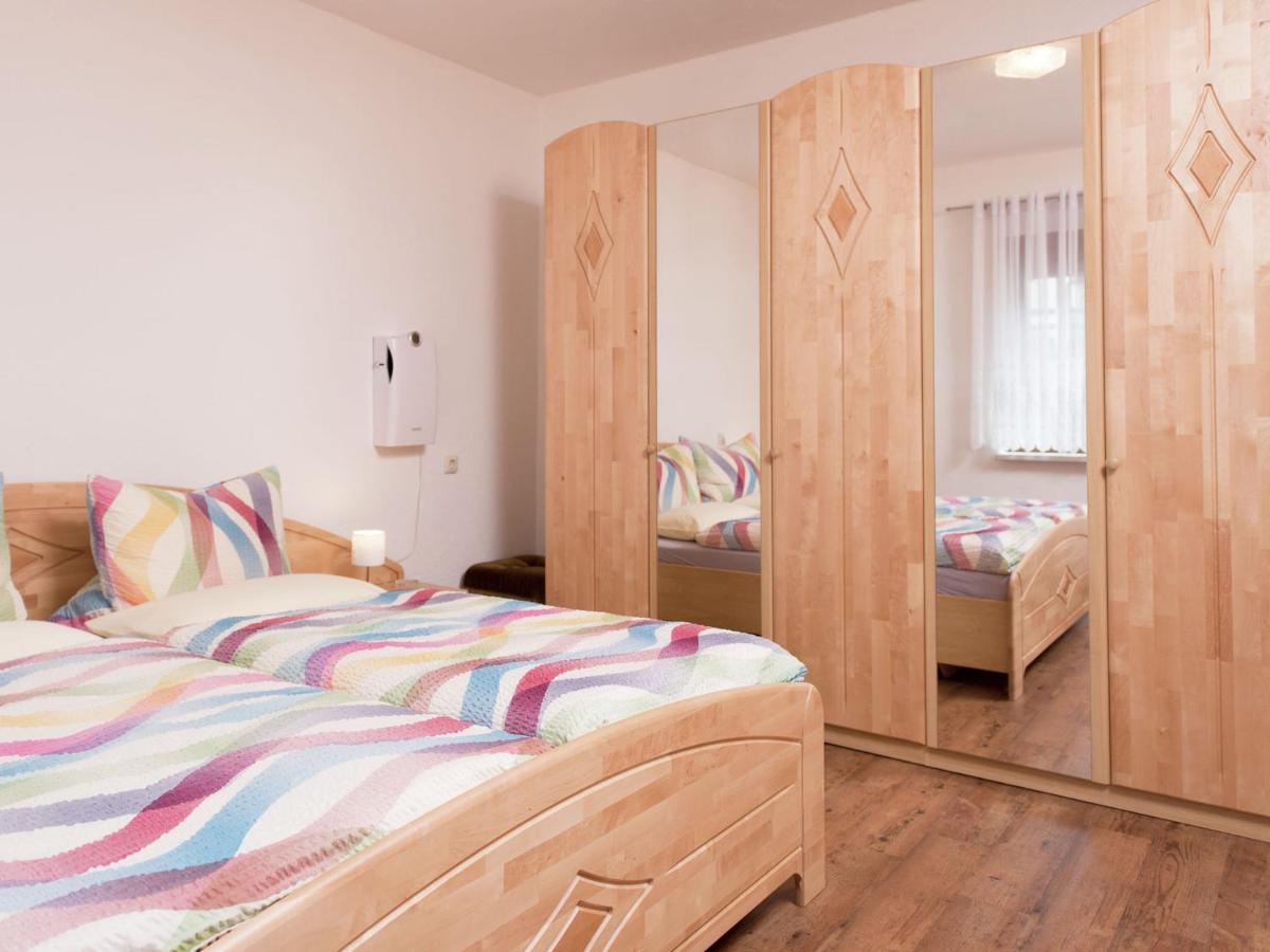 ברייטנברון Cozy Apartment In Ore Mountains With Balcony מראה חיצוני תמונה