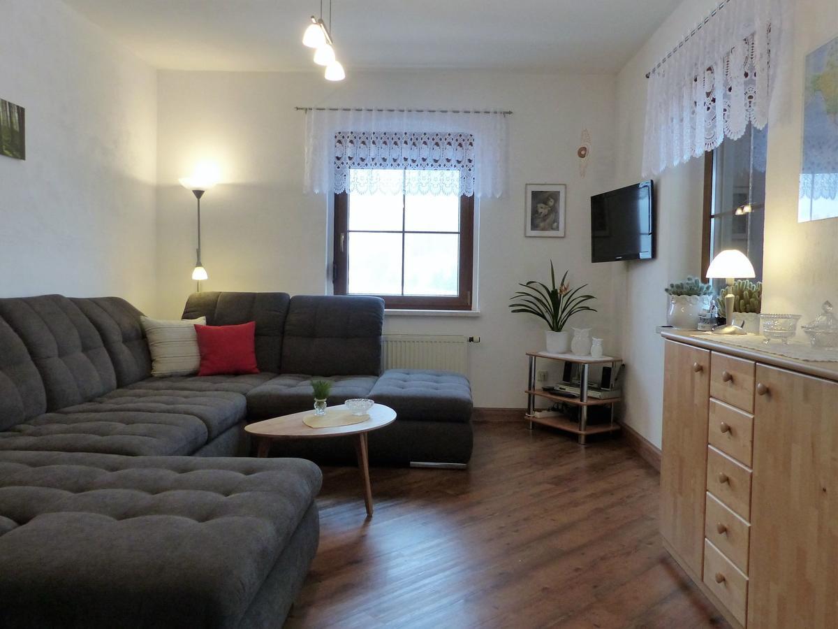 ברייטנברון Cozy Apartment In Ore Mountains With Balcony מראה חיצוני תמונה